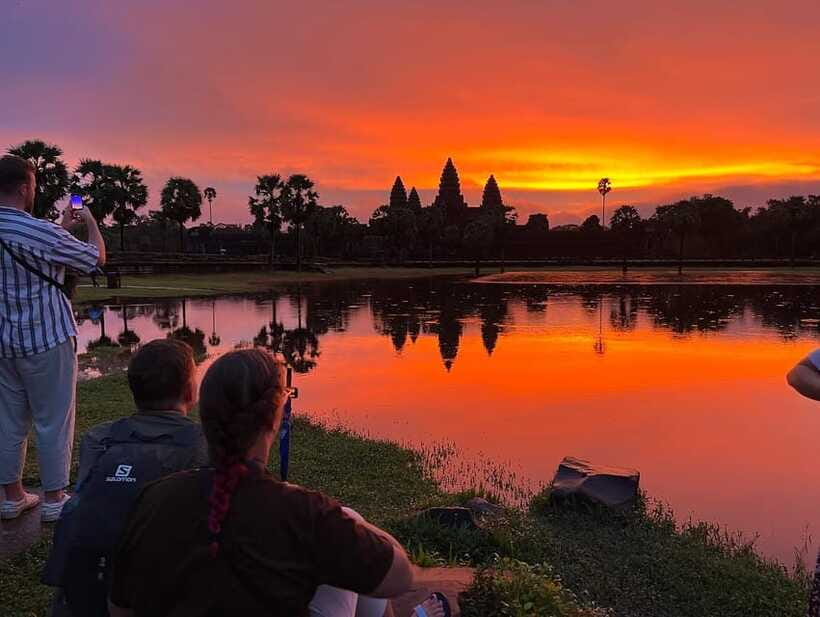 Angkor Wat Sunrise Bike Tour With Lunch Included - Ta Nei Temple on a Jungle Trail Many People Miss