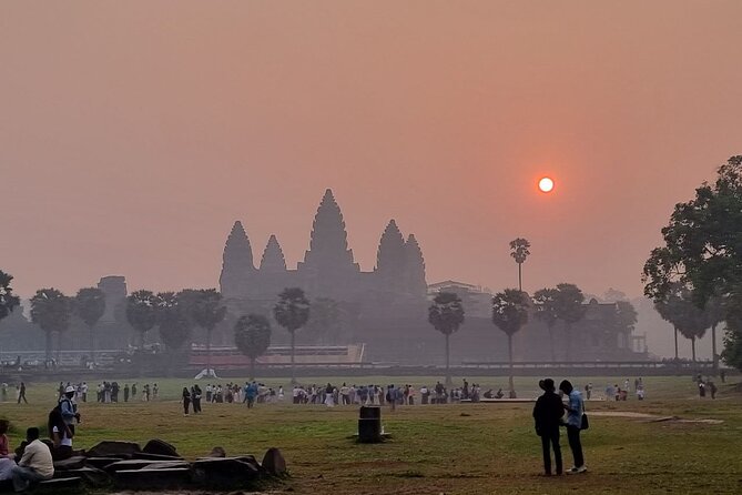 Angkor Wat Sunrise & Highlight The Most Iconic Temple - Stop 3: Ta Keo, a Sandstone Temple Built as a Milestone
