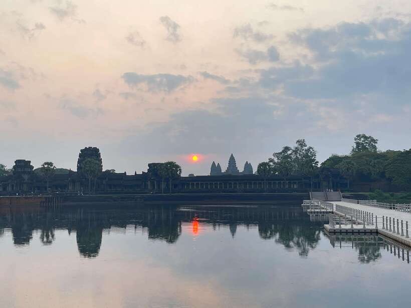 Angkor Wat Sunrise Private Full Day Tour - What to bring, what to wear, and what not to do at the temples