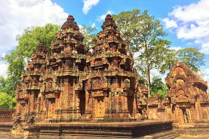 Angkor Wat Sunrise Small-Group 1-Day Tour from Siem Reap - Ta Prohm Jungle Temple: The Roots, the Lines, the Photos