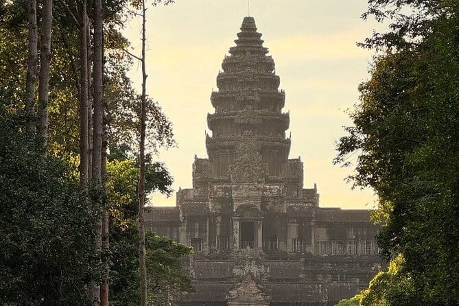 Angkor Wat Sunrise Small-Group 1-Day Tour from Siem Reap - Angkor Thom Victory Gate and Royal Terraces