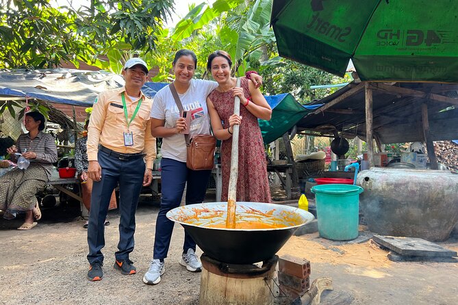 Angkor Wat Sunrise Small Group Tour With Breakfast - What the guides and drivers do that actually improves the day