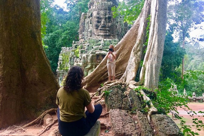 Angkor Wat, Ta Promh, Banteay Srei, Bayon temples Private Tour - Angkor Thom, Victory Gate, and Bayon face towers: the Khmer capital in focused chunks