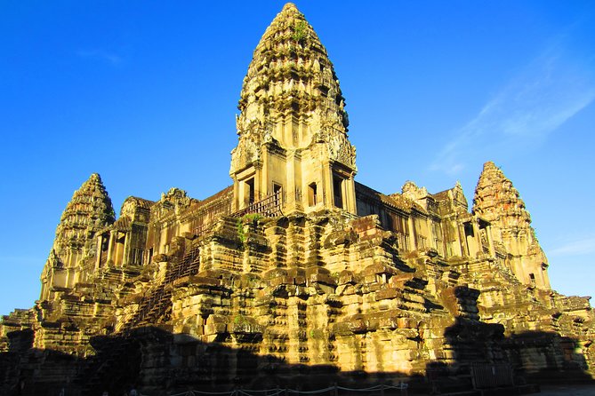 Angkor Wat Temples Tour with Entrance Ticket and Lunch - Lunch set menu: fuel for the afternoon temples