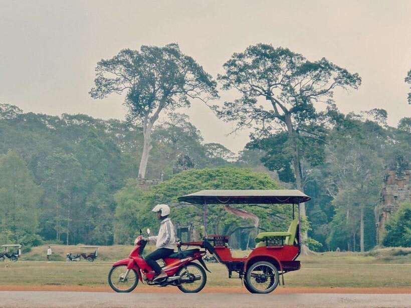Angkor Wat Tour by Tuk-Tuk with English Speaking Driver - Sunrise or sunset in a 7-hour day, and how to choose