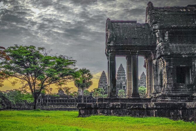 Angkor World Heritage with Sunrise - Small Group - Ta Prohm: the jungle look, and why your guide matters