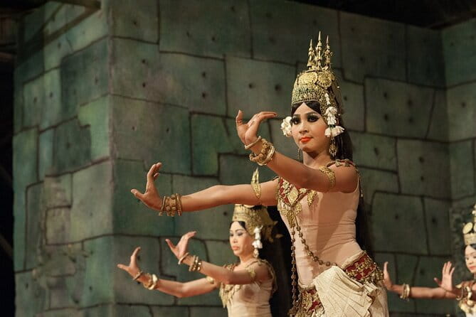 Apsara Dancing Show with Buffet Dinner Free Hotel Pick up - Key highlights to know before you go