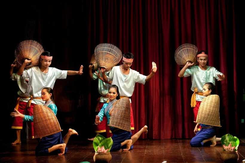 Apsara Performance include Dinner & hotel pick up - Timing: planning your evening around a 1.5-hour slot