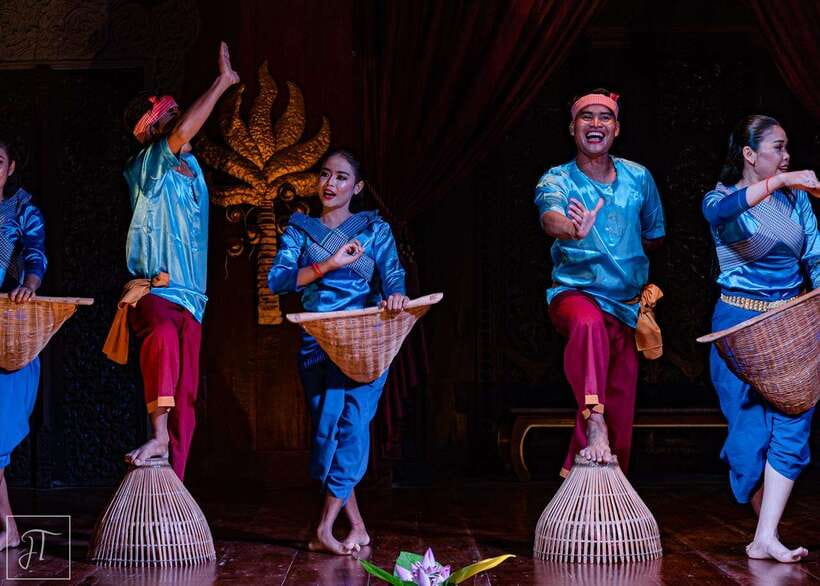 Apsara Theater Performance include dinner & Hotel pick up - Who should book this Apsara evening show?