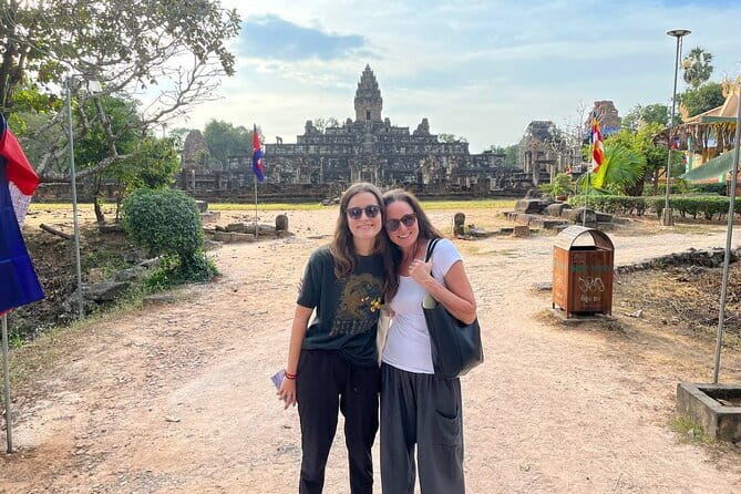 Bakong Temples & Floating Village Tour - Temple-Mountain Meets Floating Village, Same Day