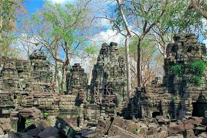 Banteay Chhmar Temple & Silk Farm Private Day Trip from Siem Reap - Getting to Banteay Chhmar: the road time that shapes your day