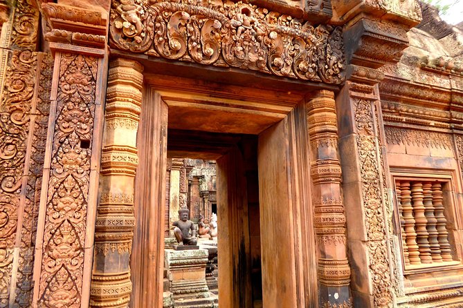Banteay Srei and Big Tour from Siem Reap Small-Group - Banteay Srei, the pink sandstone temple of women