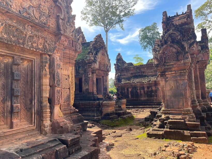 Banteay Srei, Kulen Waterfall & Beng Mealea Exploration - Kulen Waterfall Swim: Cooling Off at Two Main Falls