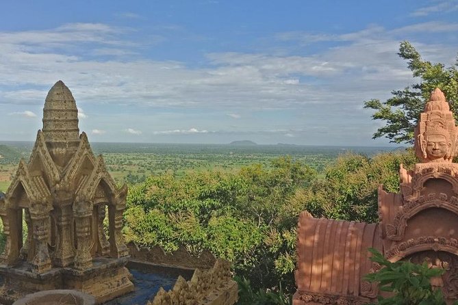 Battambang Full Day Tour from Siem Reap - Bamboo Train, Killing Cave & Sunset - The secret bat cave at sunset: why the timing matters
