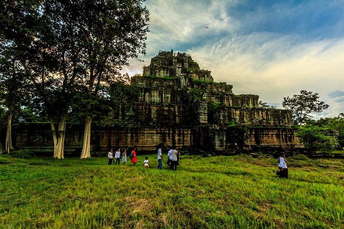 Beng Melea & Koh Ker Temples Small-Group Tour - Stop 1: Prasat Beng Mealea, where ruins and jungle share the stage