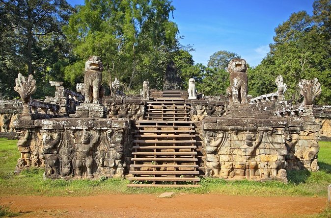 Best Temples Day Tour in Siem Reap with Sunset - Key things that make this tour work