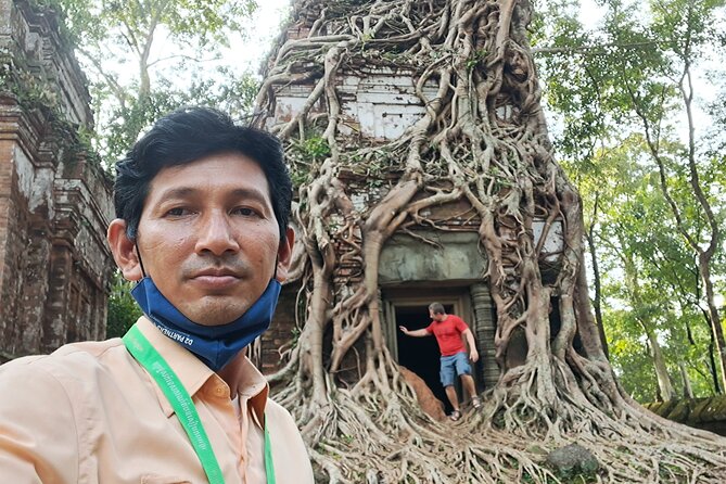 Bird Watching at Tonle Sap Forest and Lotus Farm Siem Reap - Lotus Silk Farm (Samatoa): lotus blossoms, snacks, and agri-culture lessons