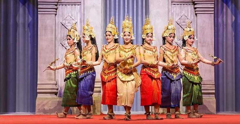 Buffet Dinner Apsara Show with hotel transfers - Hotel Transfers by Tuk Tuk or Van, Shared Rides Made Easy