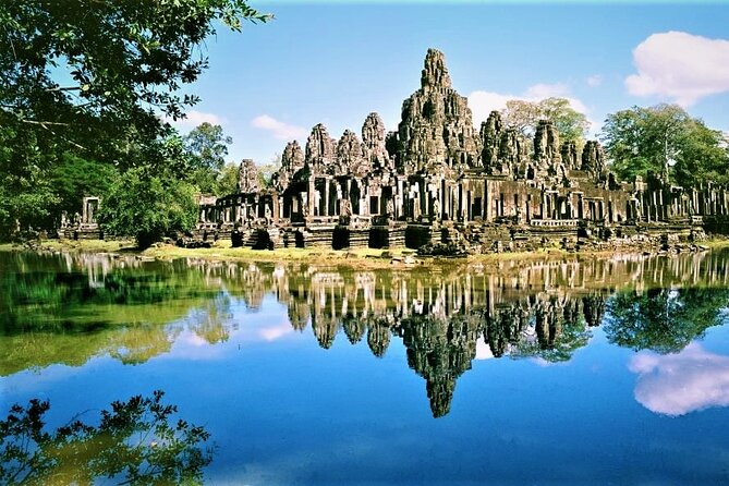 Cambodia Highlight 6 Days Tour from Siem Reap to Phnom Penh - Day 4 outside the main temple zone, bridges, carving shops, and Skun