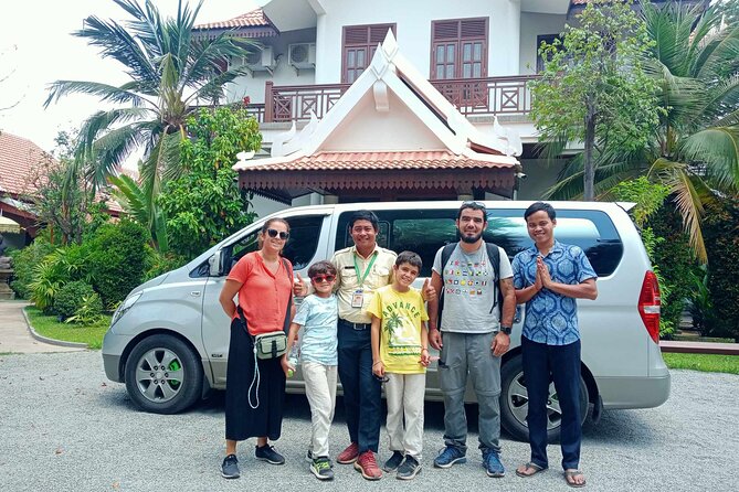 Cambodia Taxi Services 100% Private - Pickup and Meeting in Krong Siem Reap: Less Guesswork, More Peace