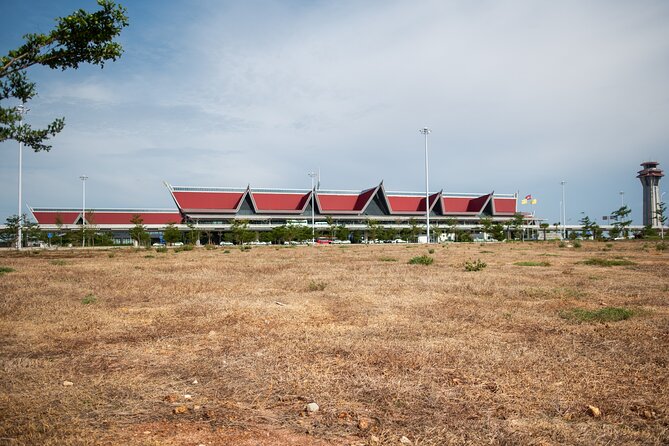 Cambodia Taxi Services 100% Private - What You Get In the Car: A/C Comfort, Water, and Cold Towels