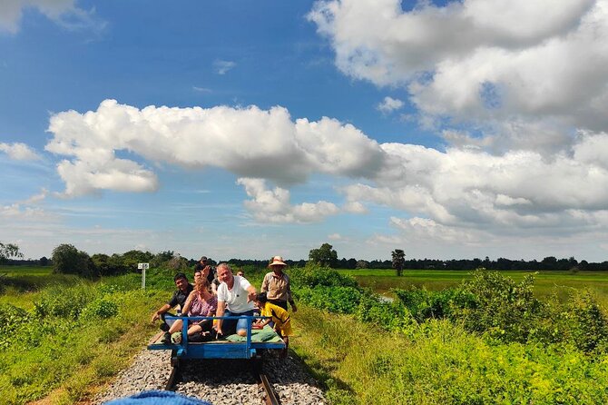 Cambodia Tours Siem Reap Phnom Penh Private Ride By Cars - Private Car That Turns a Long Drive Into Real Stops