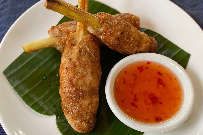 Cambodian Village Cooking Class - Psar Chaa (Old Market): learning ingredients like a local shopper