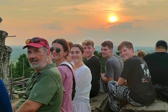 Classic Angkor Wat Sunrise Full Day Private Guide Tour - Tickets, weather, and what to wear at Angkor Wat