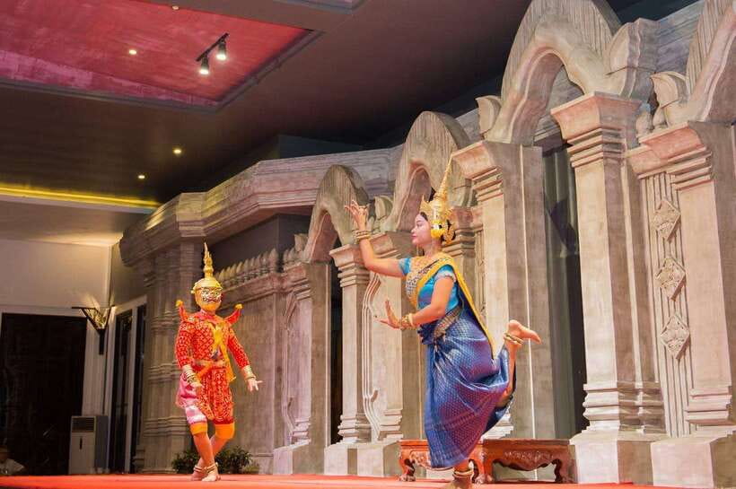 Dinner Show Apsara Dance, Pickup round trip included - Should you book the Apsara dance dinner show?