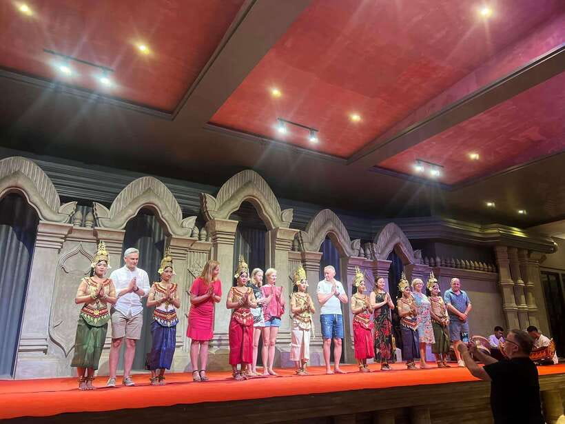 Dinner Show Apsara Dance, Pickup round trip included - Cost and value: is $16 a fair deal in Siem Reap?