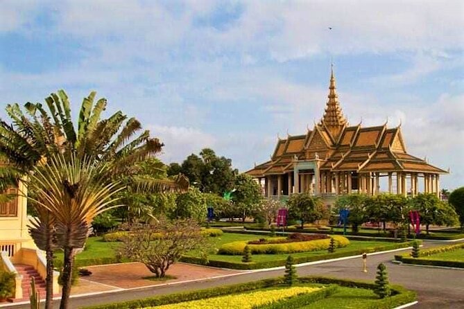 Discover Cambodia 8 Days from Siem Reap to Koh Trong -Phnom Penh - Price and what makes this private tour feel worth it