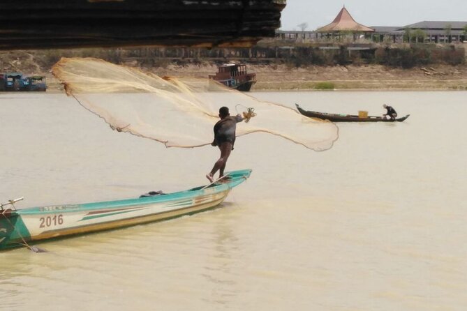 discover floating villages and tonle sap lake by boat - Lotus farm stop: from flower to fiber