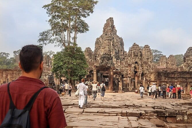 Exclusive Angkor temples and Small group temples tours - Bayon Temple: faces, symbolism, and how the guide helps