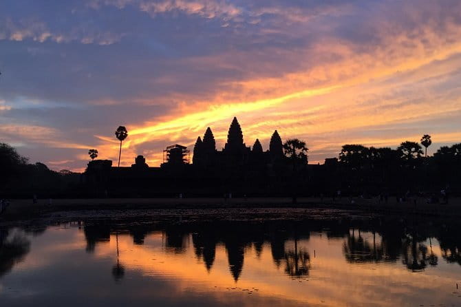 Explore Angkor Sunrise Spectacle a Full Day Temples Tour - Angkor Thom South Gate and Bayon: short stops with big payoff