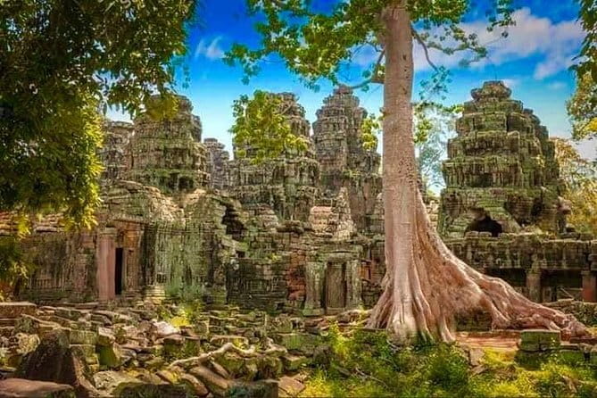Explore Angkor Wat Sunrise Small Tour Private VIP Car - Angkor Thom South Gate and Bayon’s 49 towers