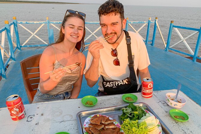 Floating Village Sunset Boat Vespa Tour / Tuk Tuk Available - Stop 3 at Wat Po Banteaychey: snacks and a Buddhist monastery break