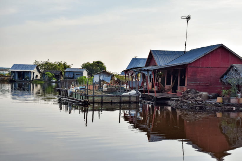 Floating Village Tour with Khmer Meal & Beer - Market Stop to Village View: A Helpful Context Combo