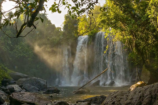 Four-day tour Angkor Wat, Banteay Srey, Beng Melea and Siem Reap discovery - What your English guide should do for you, and why it matters