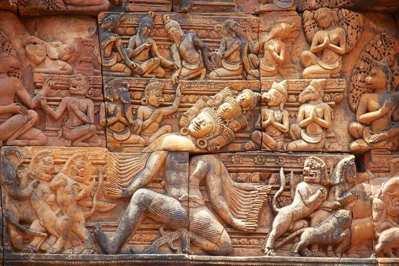 From Siem Reap: Angkor Wat Full-Day Private Tour & Sunrise - Food, snacks, and staying sane in Cambodia heat