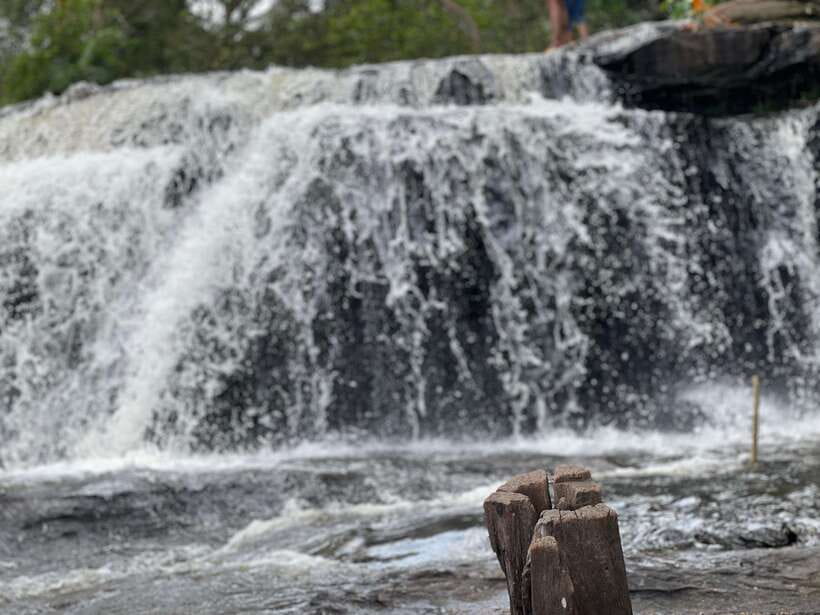 From Siem Reap: Banteay Srei and Kulen Waterfall Guided Tour - Kulen waterfalls: what you see depends on rain