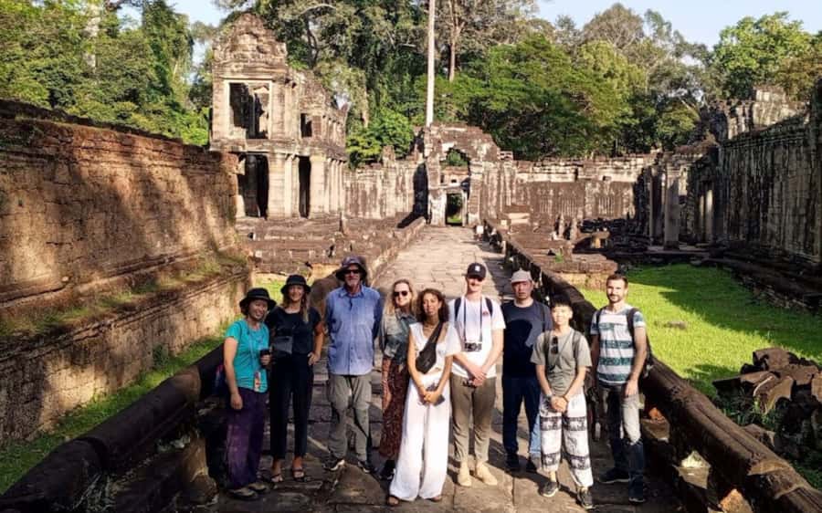 From Siem Reap: Banteay Srei Temple & Grand 5 Temple Tour - Banteay Srei, the Citadel of Women: where pink sandstone rewards patience