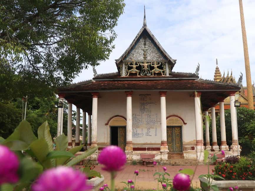 From Siem Reap: Battambang Day Trip Bamboo Train & Bat Cave - Killing Caves of Phnom Sampov, a sombre visit with real context
