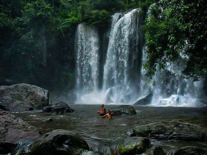 From Siem Reap: Guided Kulen Waterfall Tour - Riverside Wonder at the 1000 Lingas