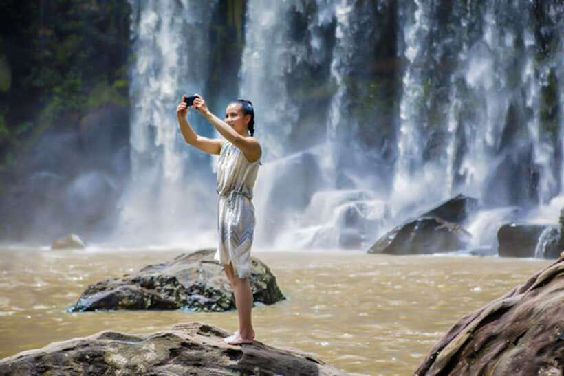 From Siem Reap: Guided Kulen Waterfall Tour - Hilltop Temples And the Reclining Buddha Views