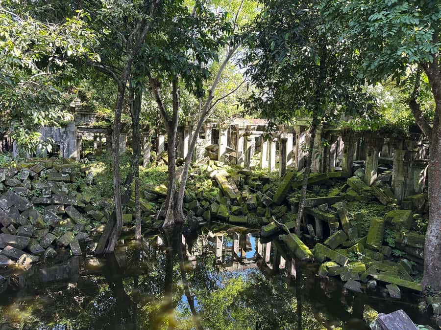 From Siem Reap: Half-Day Tour to Beng Mealea Temple - Why Beng Mealea Feels Different From the Big Angkor Stops