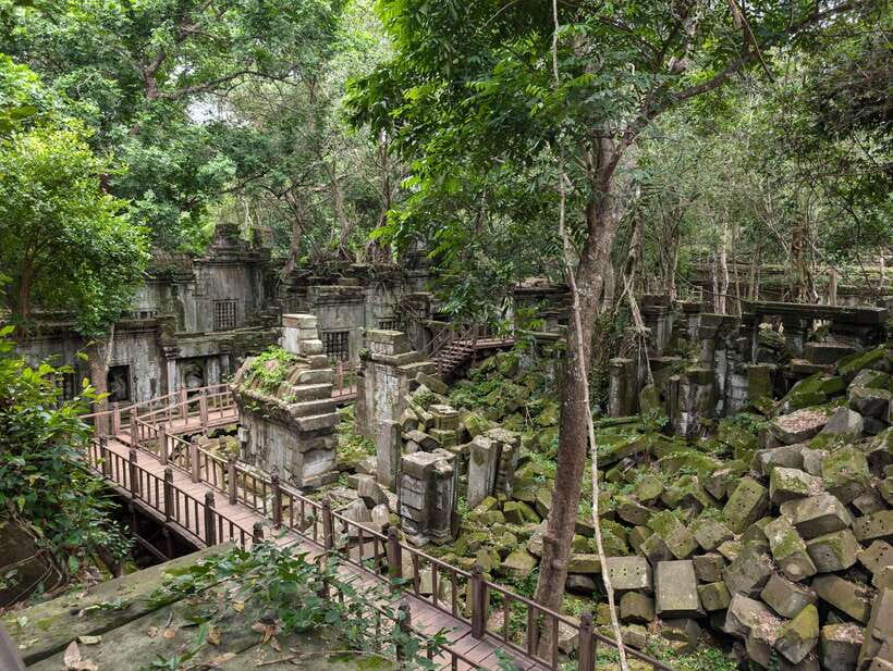 From Siem Reap: Koh Ker and Beng Mealea Private Day Tour - Two temples, one long day out of Siem Reap