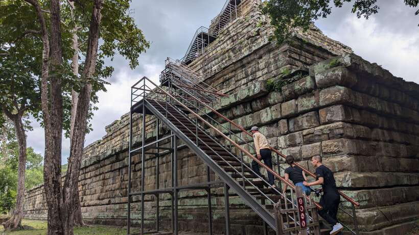 From Siem Reap: Koh Ker and Beng Mealea Private Day Tour - Beng Mealea: jungle-reclaimed sandstone you can walk through