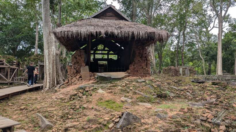 From Siem Reap: Koh Ker and Beng Mealea Private Day Tour - Price and value, including entrance fees you should plan for