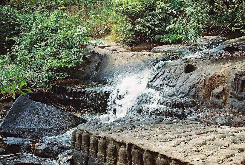 From Siem Reap: Small-Group Phnom Kulen Waterfall Day Tour - Small-group pacing, English-speaking guides, and real help