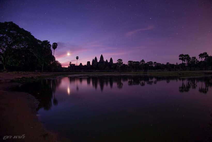 Full-Day Angkor Wat Sunrise and Sunset Private Tour - One-Day Coverage: From Angkor Wat Sunrise to Phnom Bakheng Sunset